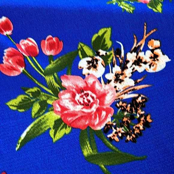 Dream of Me tropical floral dress.  Size Large. Blue and red. Hi low hemline. - Picture 2 of 13